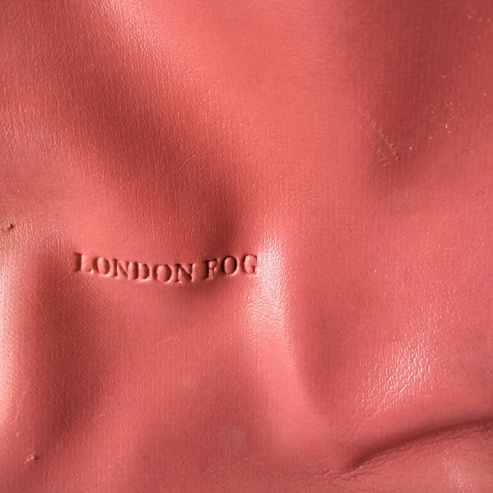 London Fog orange ๐งก handbag. - Picture 3 of 7